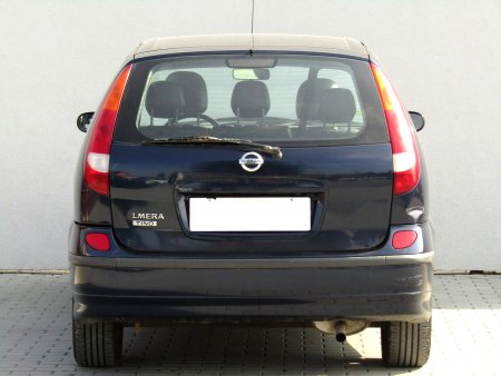 Nissan Almera Tino, 2005 - pohled č. 6