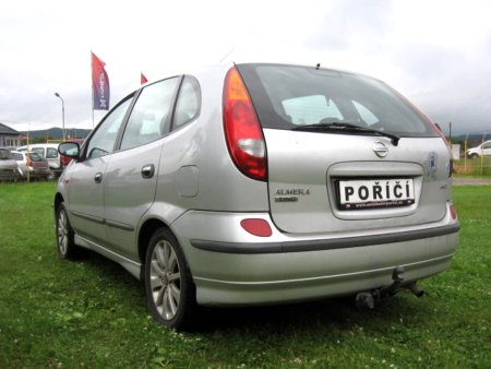 Nissan Almera Tino, 2005 - pohled č. 3