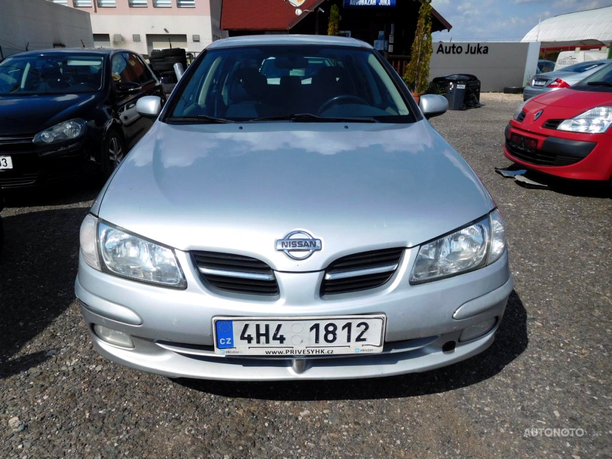 Nissan Almera, 2001 - pohled č. 3