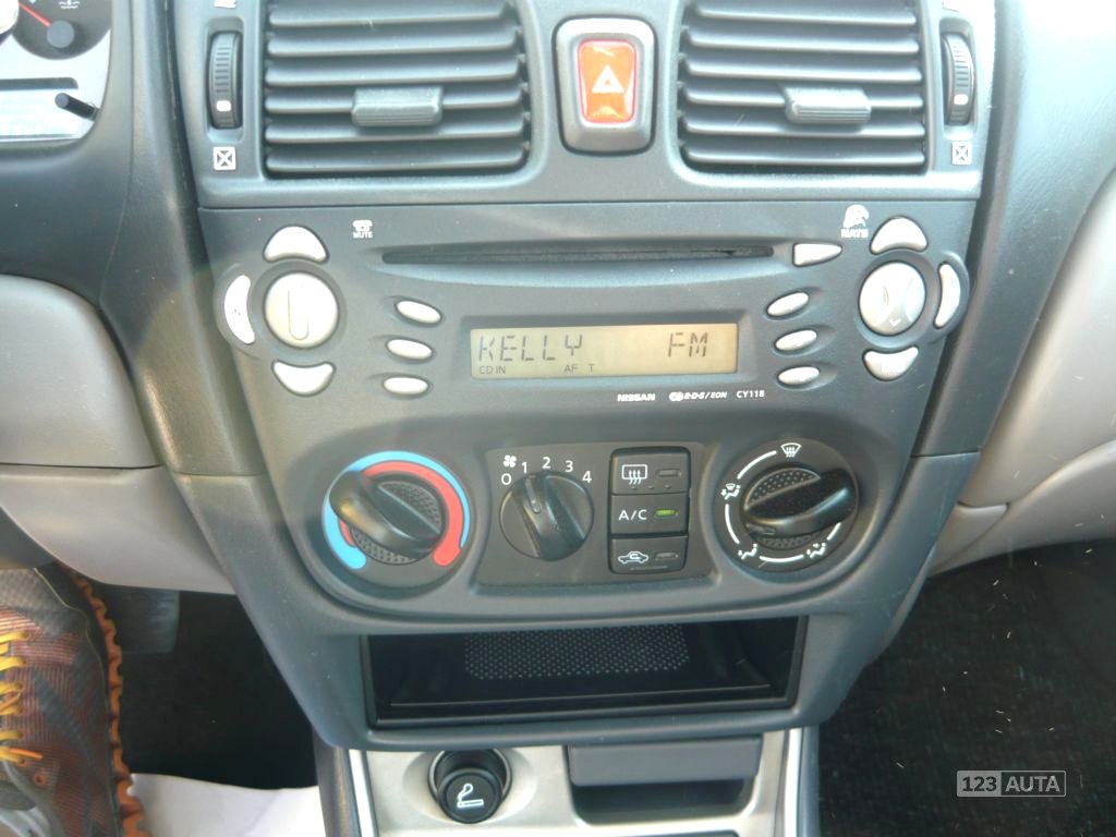 Nissan Almera, 2002 - pohled č. 14