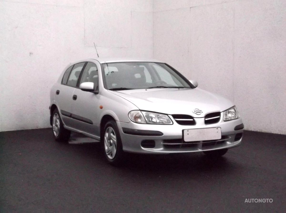 Nissan Almera, 2002 - celkový pohled