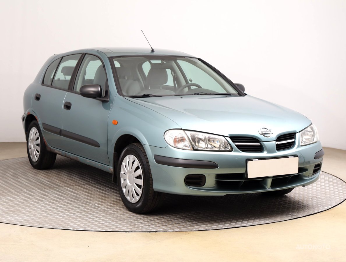 Nissan Almera, 2002 - celkový pohled