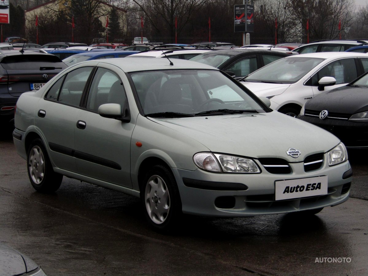 Nissan Almera, 2002 - pohled č. 1