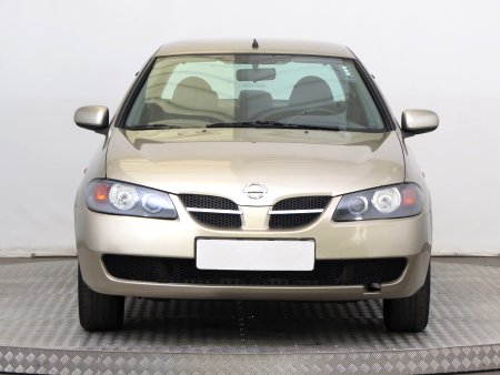 Nissan Almera, 2004 - pohled č. 2