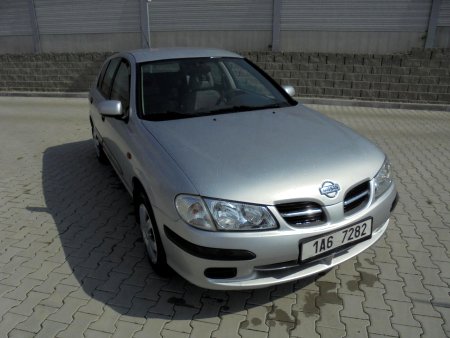 Nissan Almera, 2001 - pohled č. 3