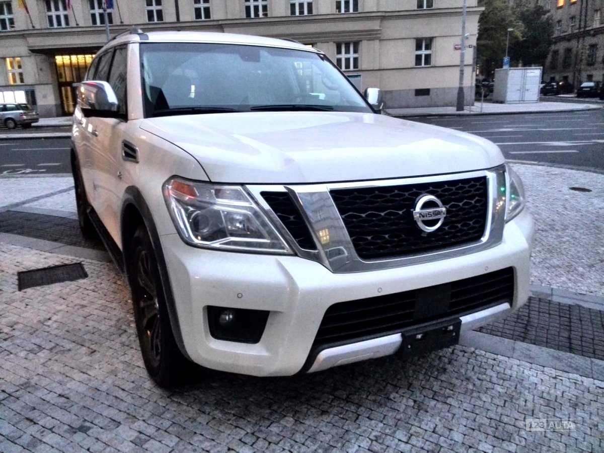 Nissan Armada, 2017 - pohled č. 4