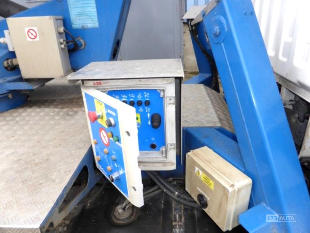 Nissan Cabstar, 2008 - pohled č. 4