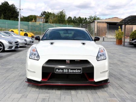 Nissan GT-R 3.8 Spec-V Twin Turbo V6 Nismo