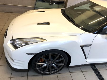 Nissan GT-R, 2011 - pohled č. 2