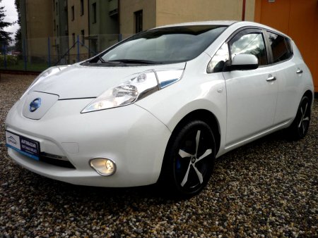 Nissan Leaf, 2015