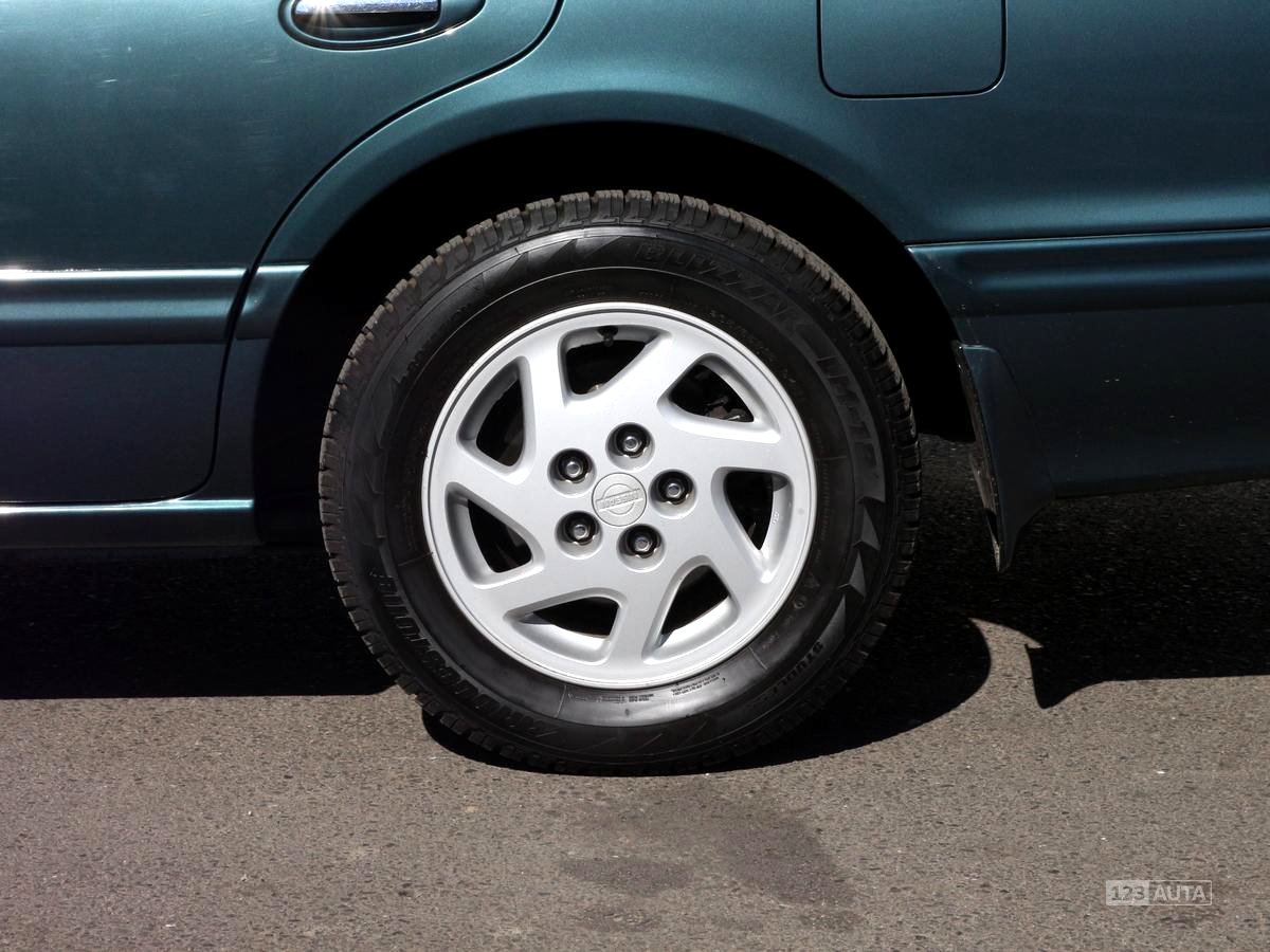 Nissan Maxima, 1998 - pohled č. 11