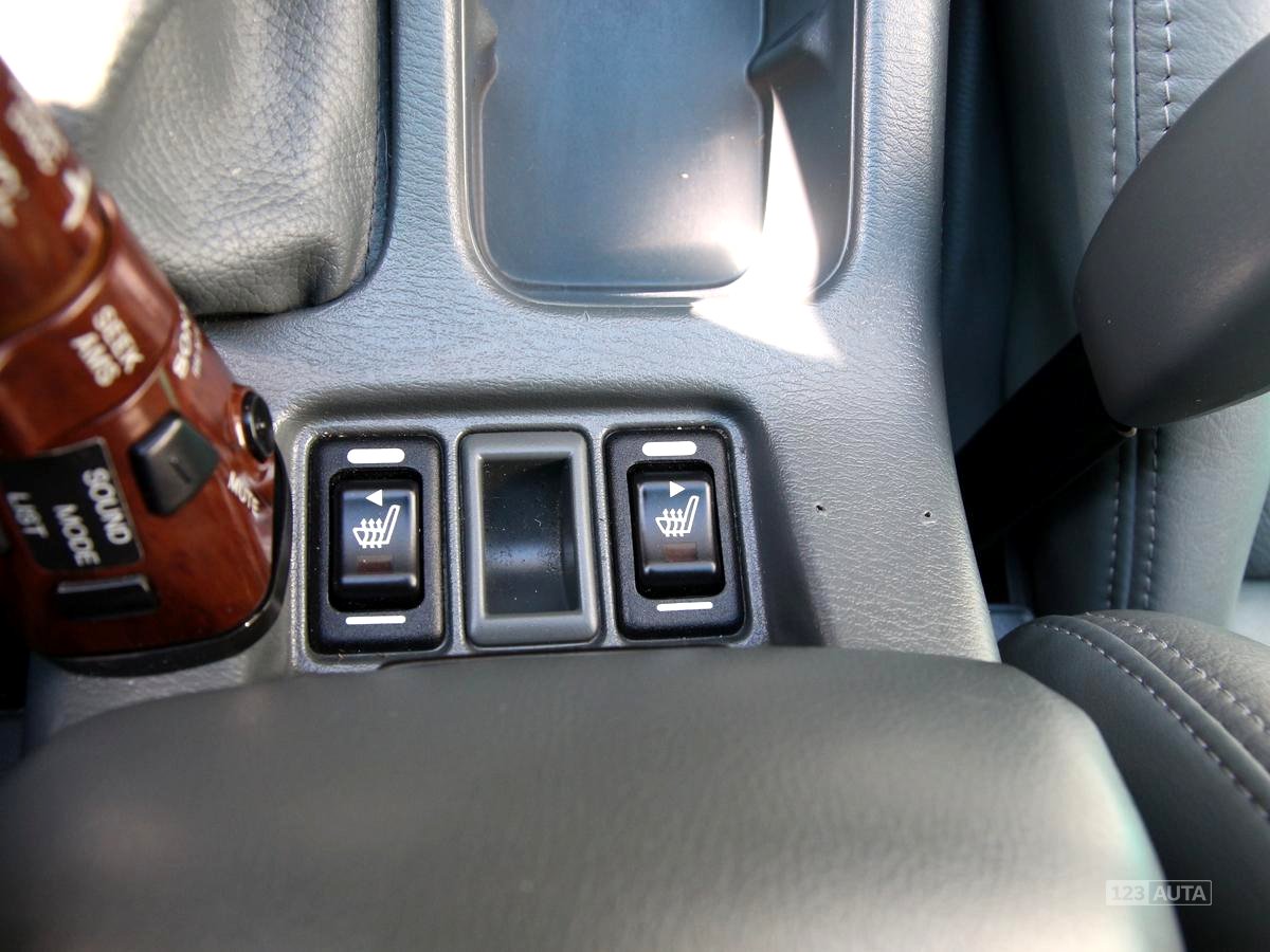 Nissan Maxima, 1998 - pohled č. 22