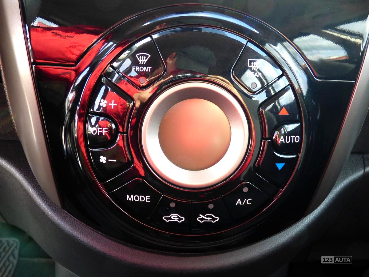 Nissan Micra, 2014 - pohled č. 24