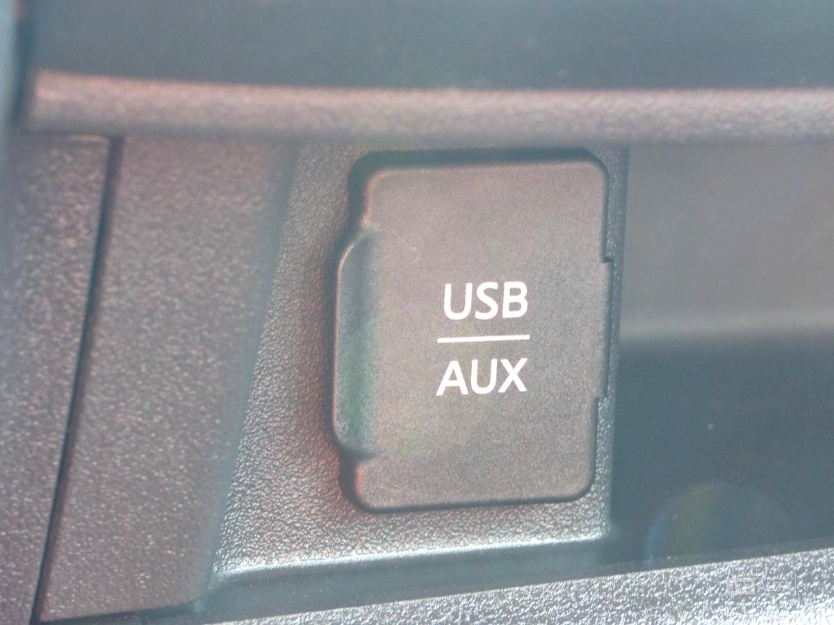 Nissan Micra, 2014 - pohled č. 25