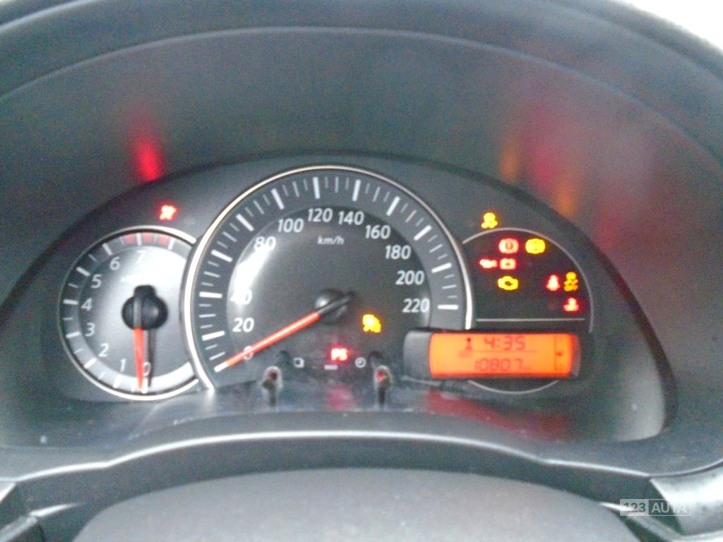 Nissan Micra, 2014 - pohled č. 13