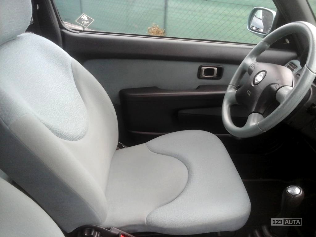 Nissan Micra, 2001 - pohled č. 9