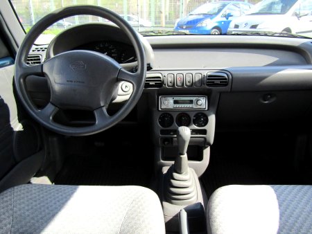 Nissan Micra, 1996 - pohled č. 12