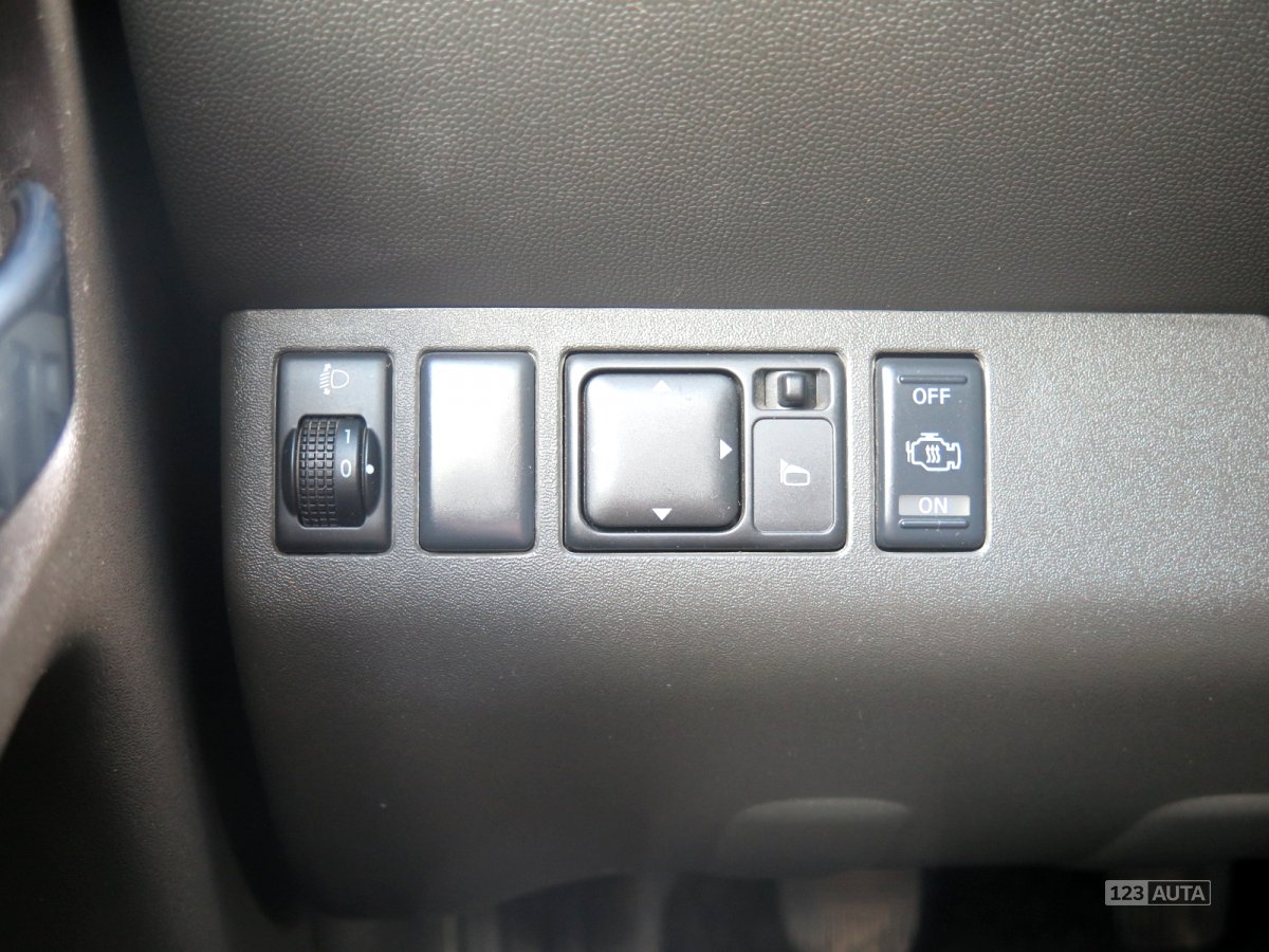 Nissan Navara, 2007 - pohled č. 21