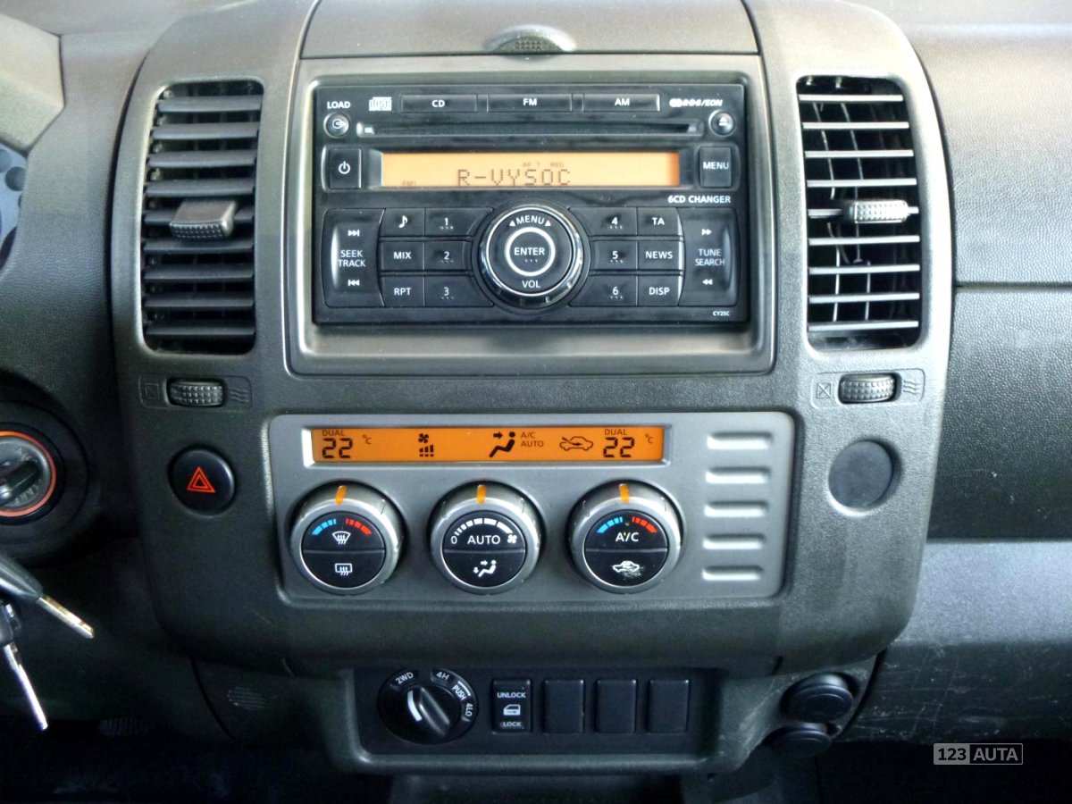 Nissan Navara, 2006 - pohled č. 12