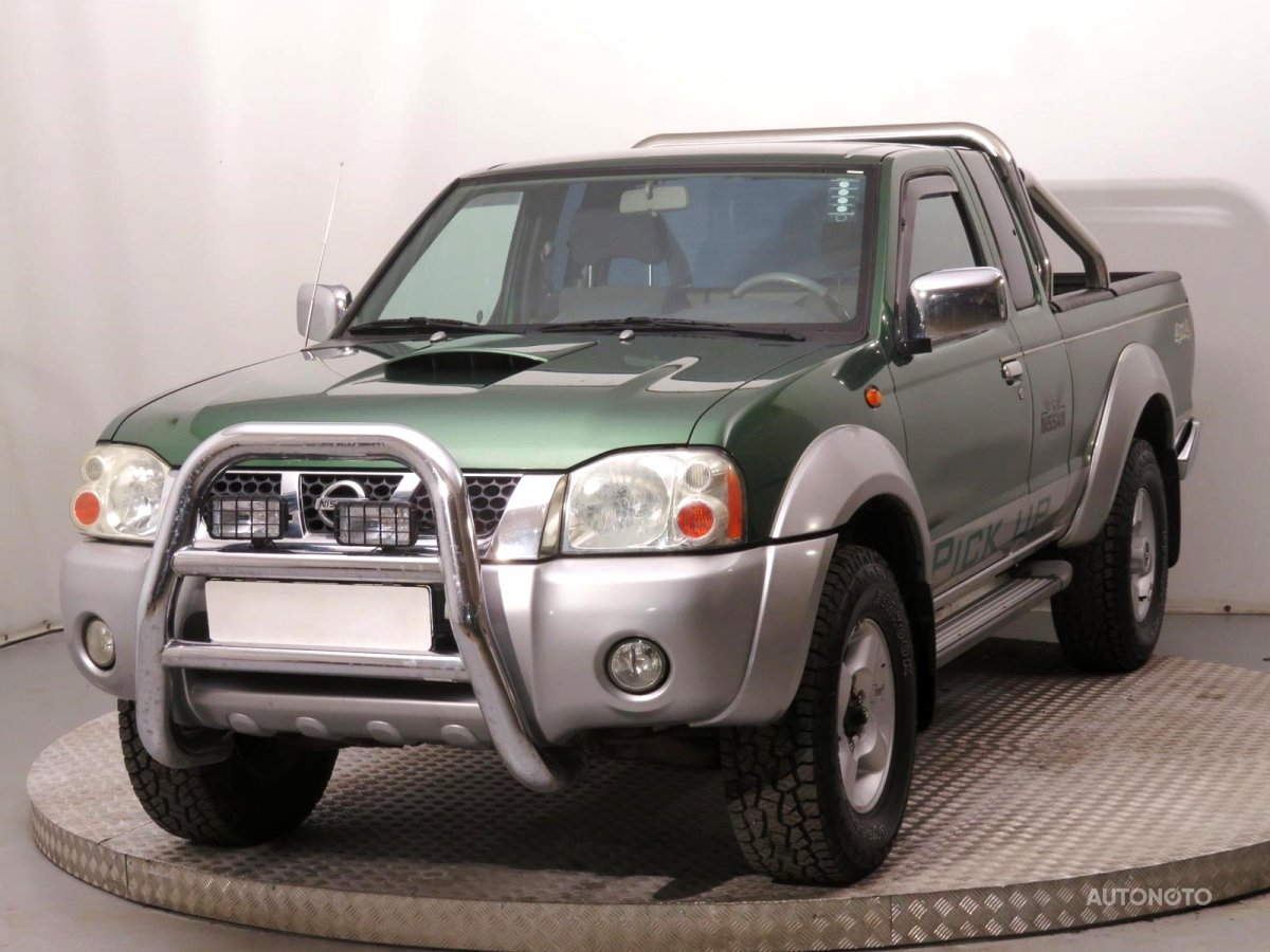 Nissan Navara, 2003 - pohled č. 3