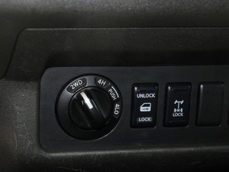 Nissan Navara, 2006 - pohled č. 12