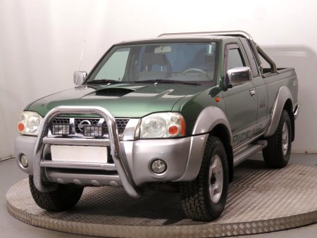 Nissan Navara, 2003 - pohled č. 3