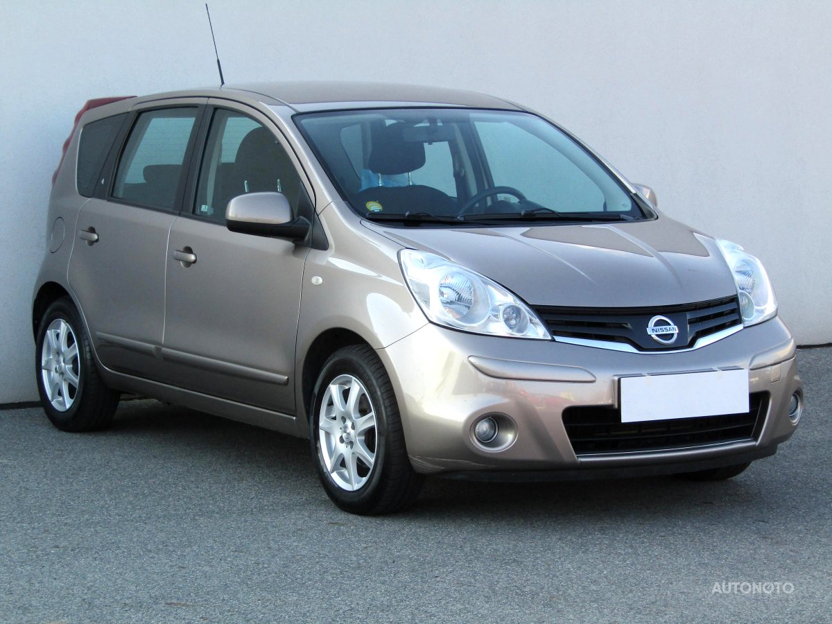 Nissan Note, 2011 - celkový pohled