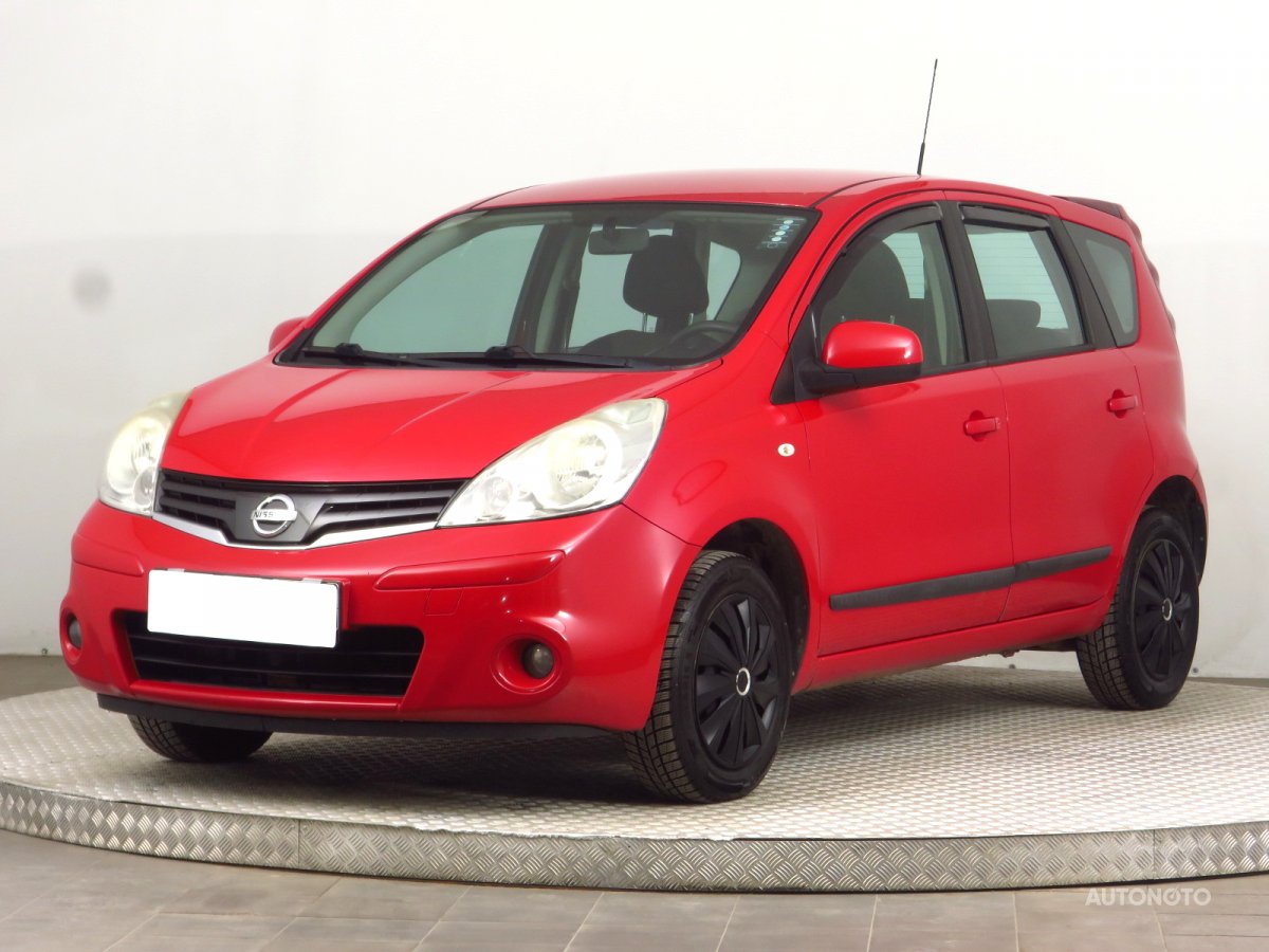 Nissan Note, 2010 - pohled č. 3