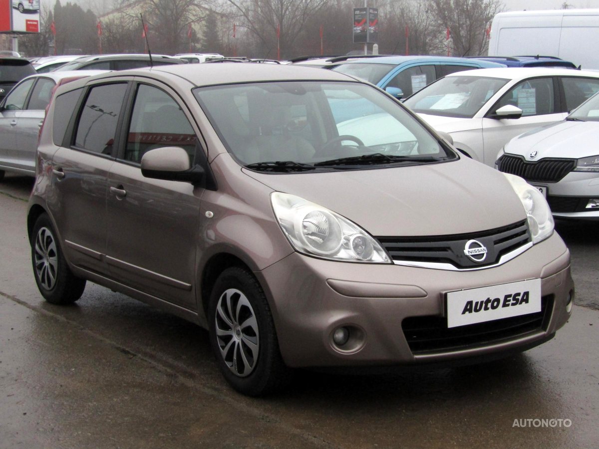 Nissan Note, 2011 - celkový pohled