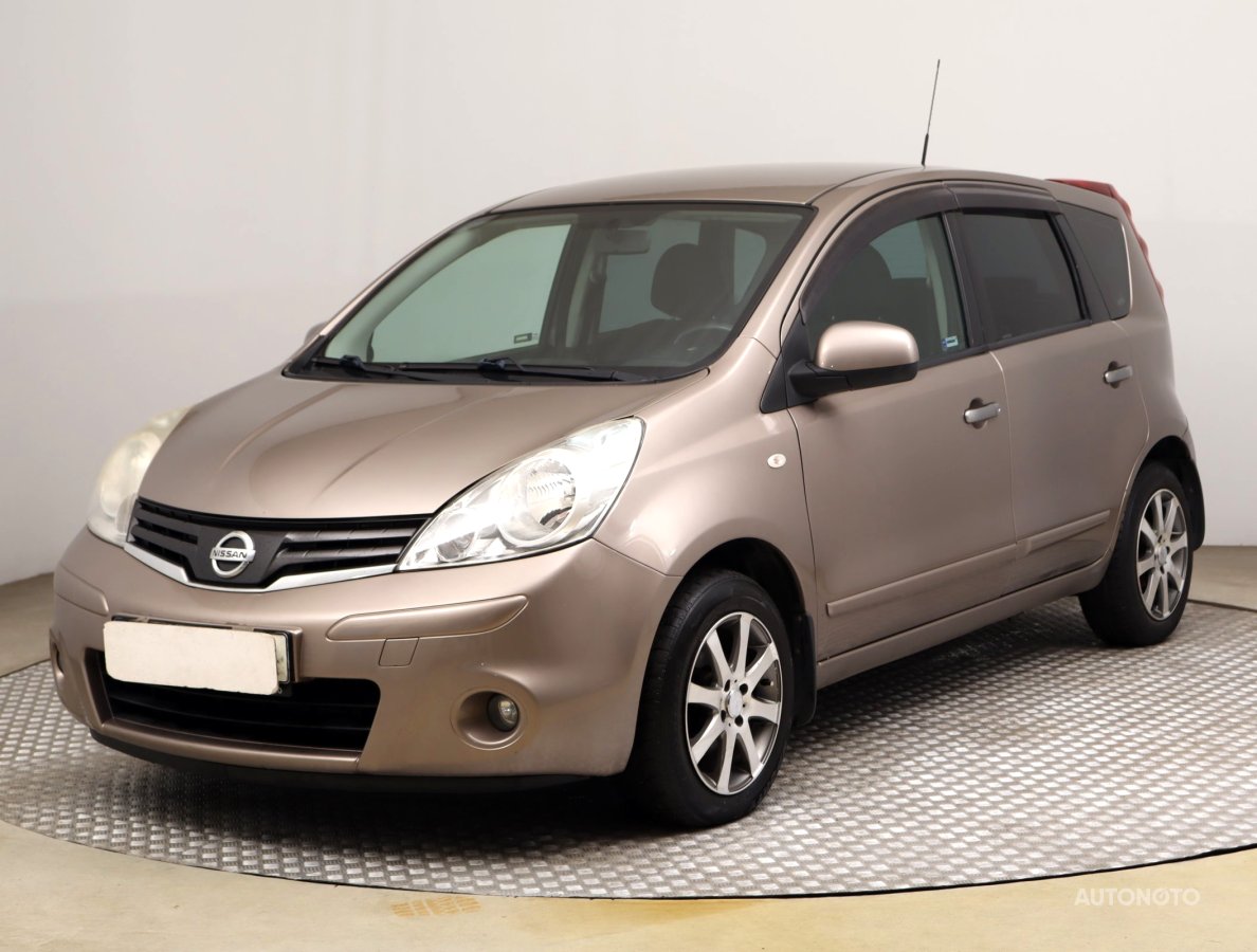 Nissan Note, 2012 - pohled č. 3