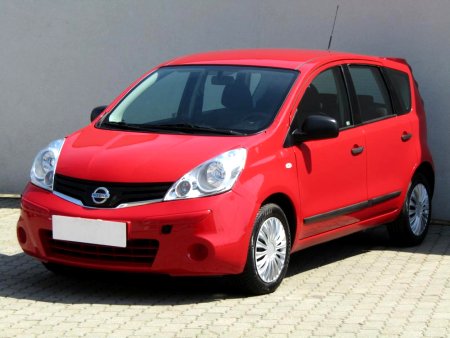 Nissan Note, 2010 - pohled č. 3