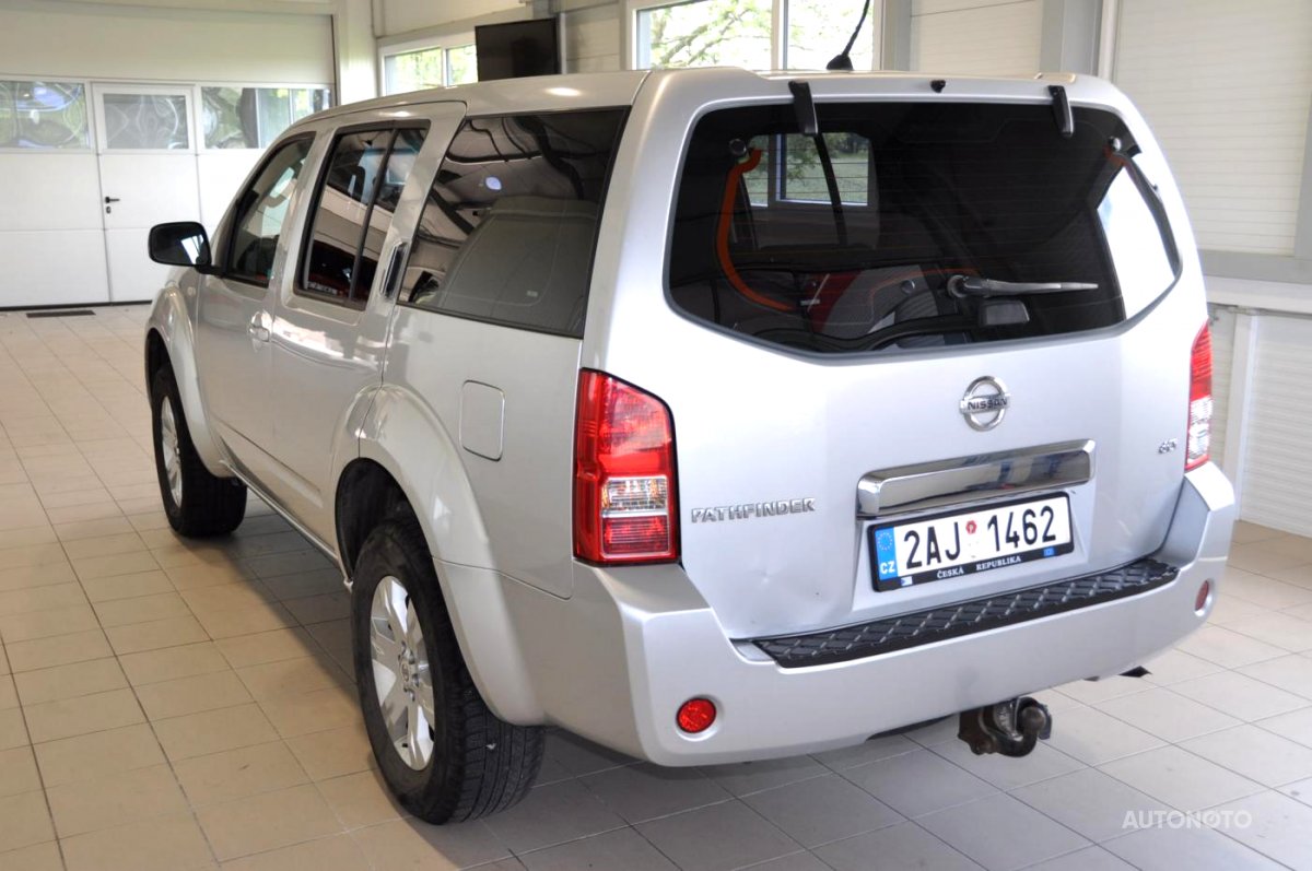 Nissan Pathfinder, 2005 - pohled č. 2