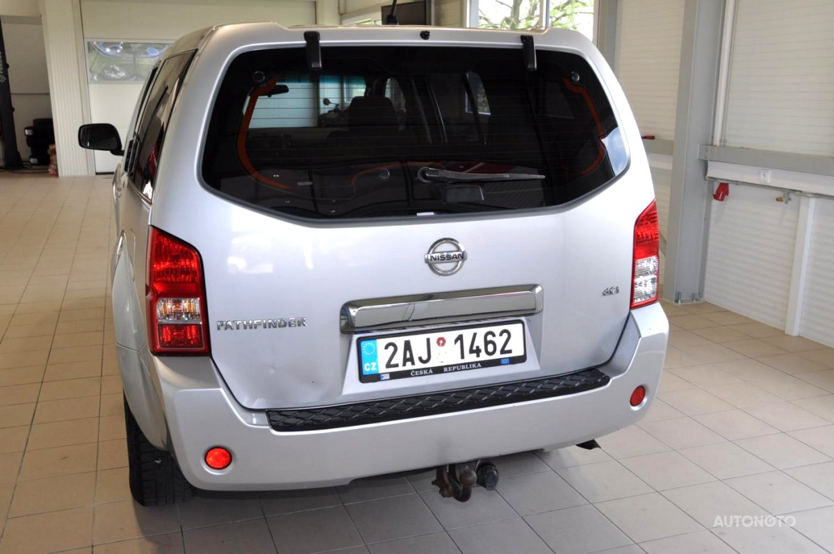 Nissan Pathfinder, 2005 - pohled č. 3