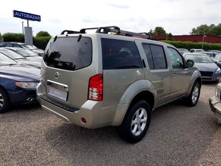 Nissan Pathfinder, 2011 - pohled č. 5