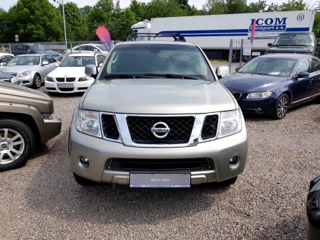 Nissan Pathfinder, 2011 - pohled č. 6