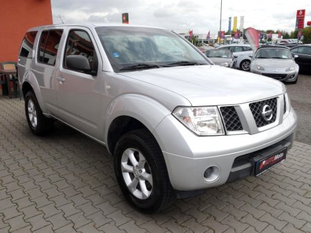 Nissan Pathfinder, 2005 - pohled č. 3