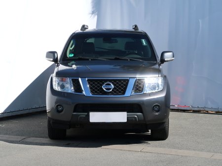 Nissan Pathfinder, 2011 - pohled č. 2
