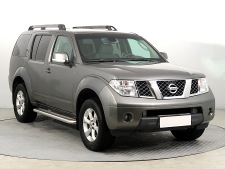 Nissan Pathfinder 2.5 dCi,2007, 4X4, 7míst,Serv.kniha