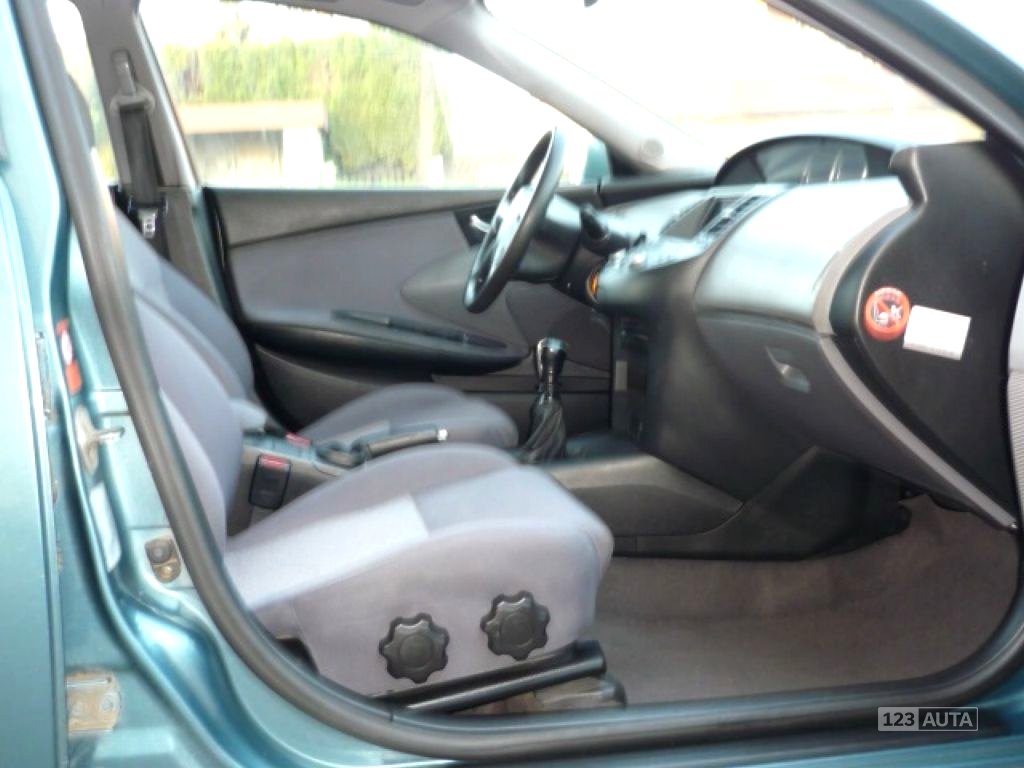 Nissan Primera, 2003 - pohled č. 10