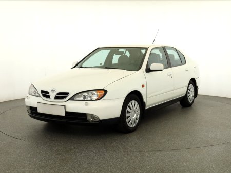 Nissan Primera, 1999 - pohled č. 3