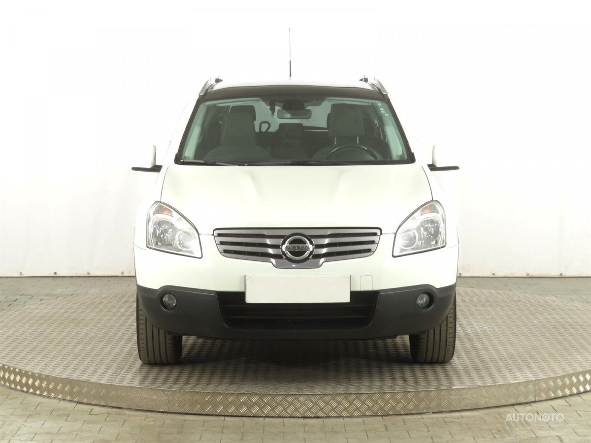 Nissan Qashqai+2, 2010 - pohled č. 2