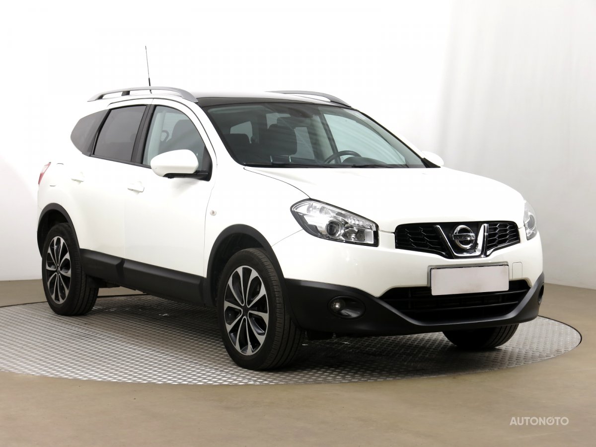 Nissan Qashqai+2, 2012 - celkový pohled