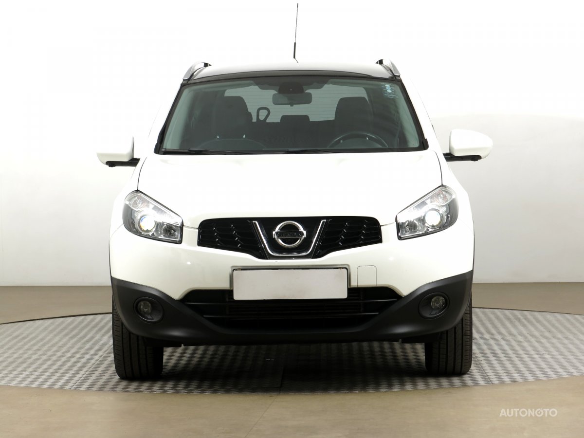 Nissan Qashqai+2, 2012 - pohled č. 2