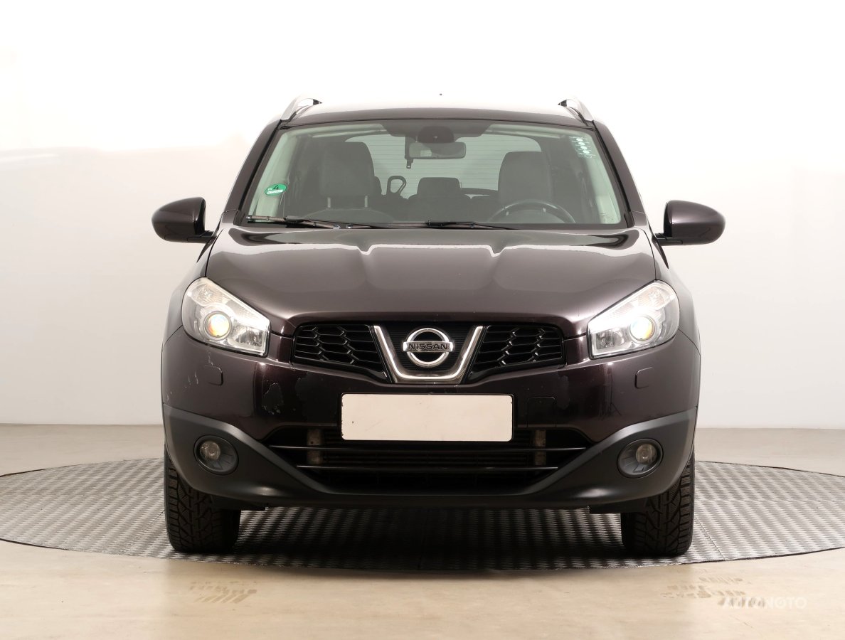 Nissan Qashqai+2, 2011 - pohled č. 2