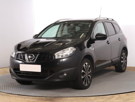 Nissan Qashqai+2, 2012 - pohled č. 3
