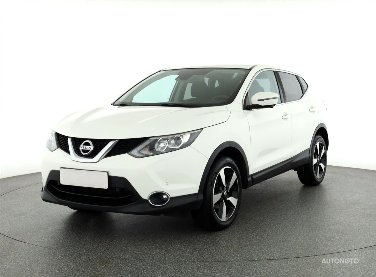 Nissan Qashqai, 2015 - pohled č. 3