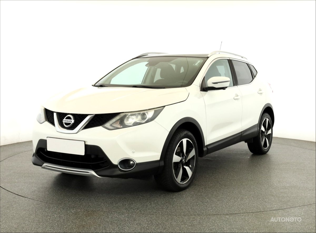 Nissan Qashqai, 2015 - pohled č. 3