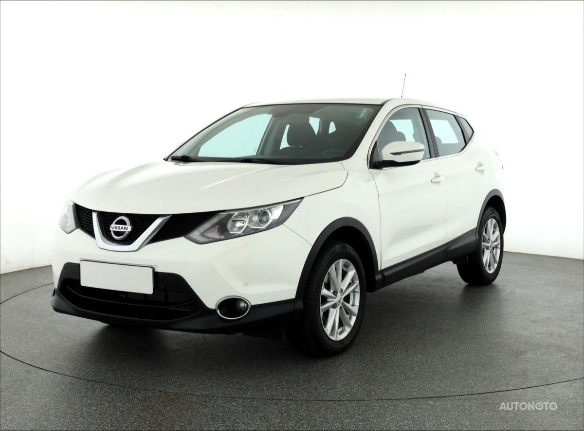Nissan Qashqai, 2015 - pohled č. 3