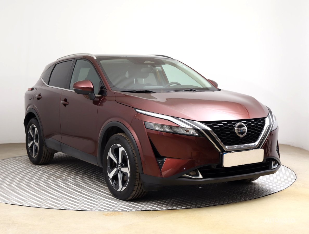 Nissan Qashqai, 2022 - celkový pohled