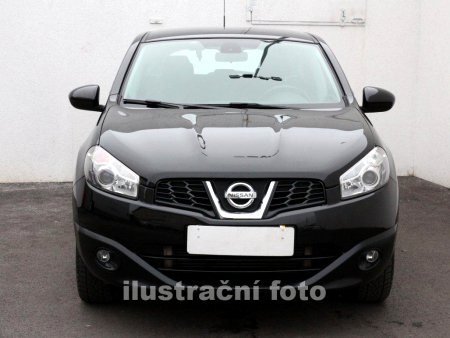 Nissan Qashqai, 2015 - pohled č. 2